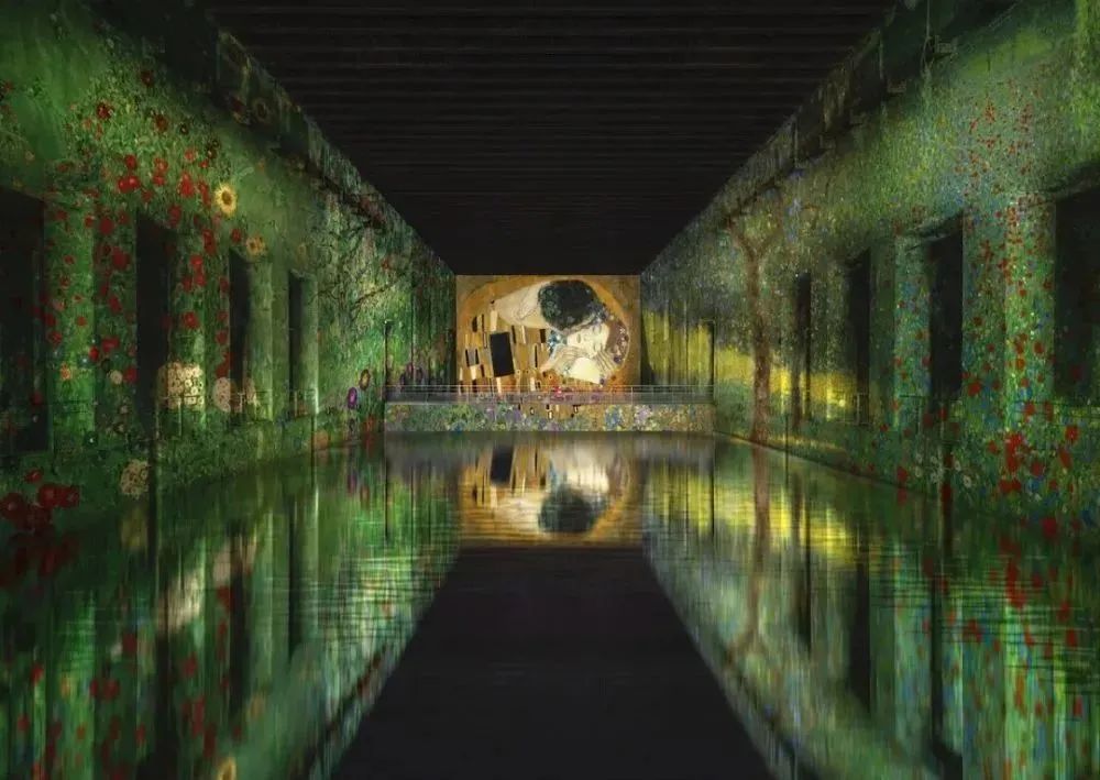 沉浸式空间.jpg